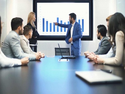 MMC-də təsisçi olmaqla bağlı yaş məhdudiyyəti varmı?